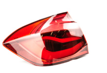 F30-LCI-„Blackline“-Rückleuchten im Schmiedmann-Programm