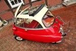 BMW_Isetta_300_Export_1958_mit_Anhaenger_02