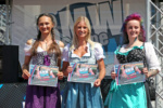 BMW_Scene_Show_Dirndl_Conte