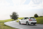 P90402178_highRes_the-all-new-bmw-128t